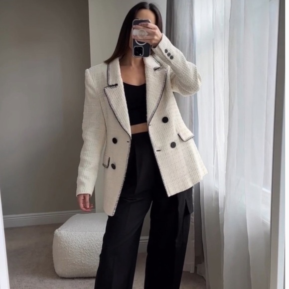 Zara Jackets & Blazers - Zara Blogger’s Favorite White Textured Blazer with Black Embroidery